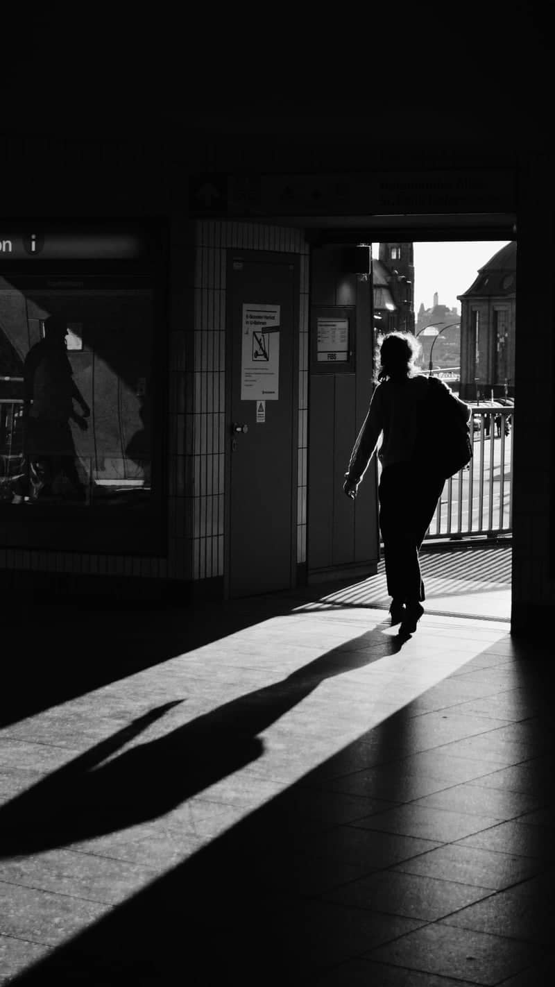 Baumwall Station Walkway - Image 1