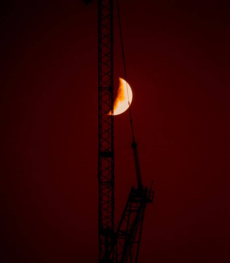 Hamilton Urban Construction Silhouette - Image 1