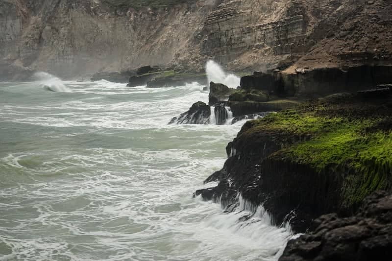 Al Mughsail Cliffs - Image 1