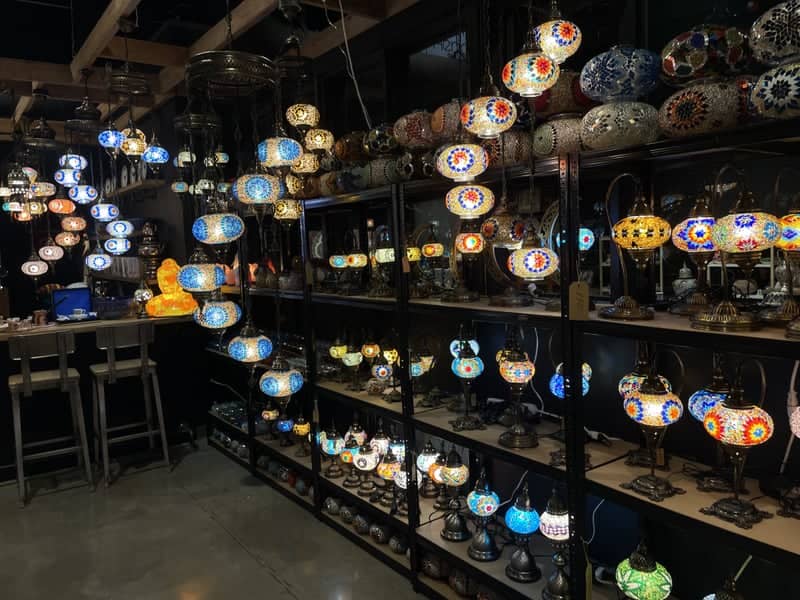 Mosaic Lamp Gallery, Les Promenades Saint-Bruno - Image 1