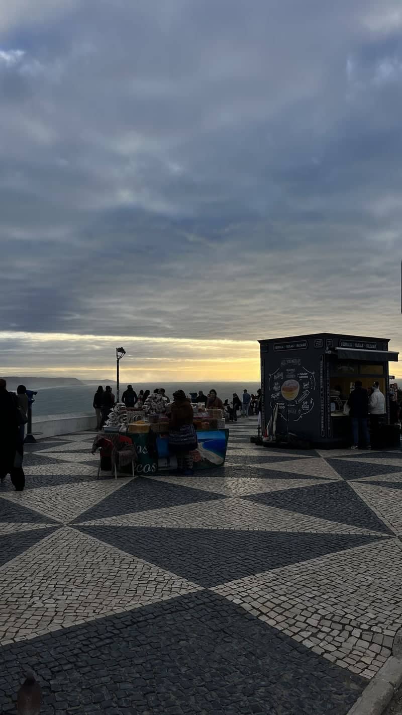 Largo de Nossa Senhora da Nazaré - Image 1