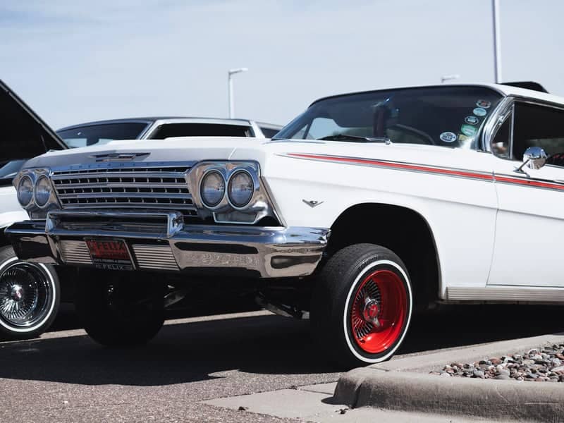 Riverdale Village Car Show - Image 1