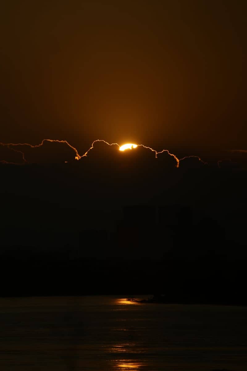 Red River Sunset, Long Biên - Image 1
