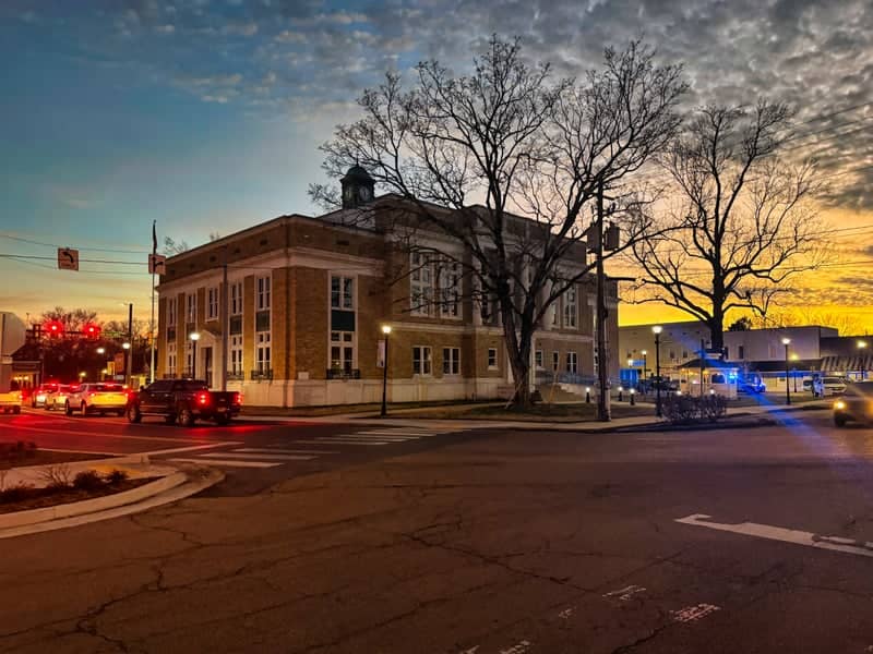 Fayette County Courthouse - Image 1