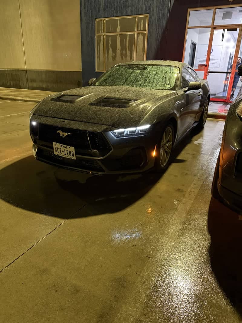 Discovery Boulevard Automotive Spot - Image 1