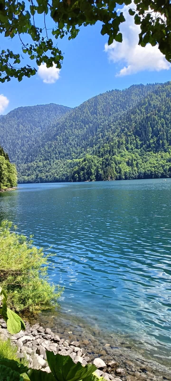 Lake Ritsa - Image 1