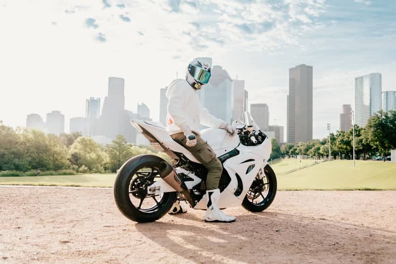 Buffalo Bayou Park Skyline View - Image 1