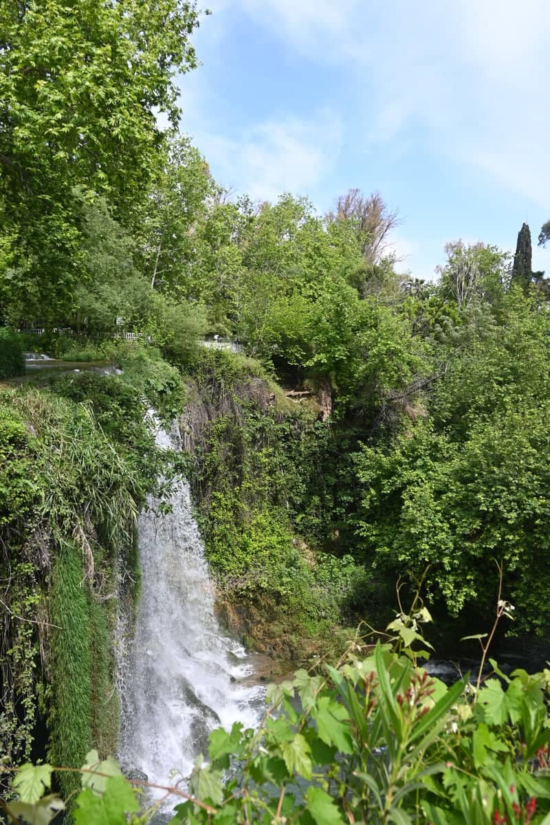 Karaalioğlu Park Waterfall - Image 1