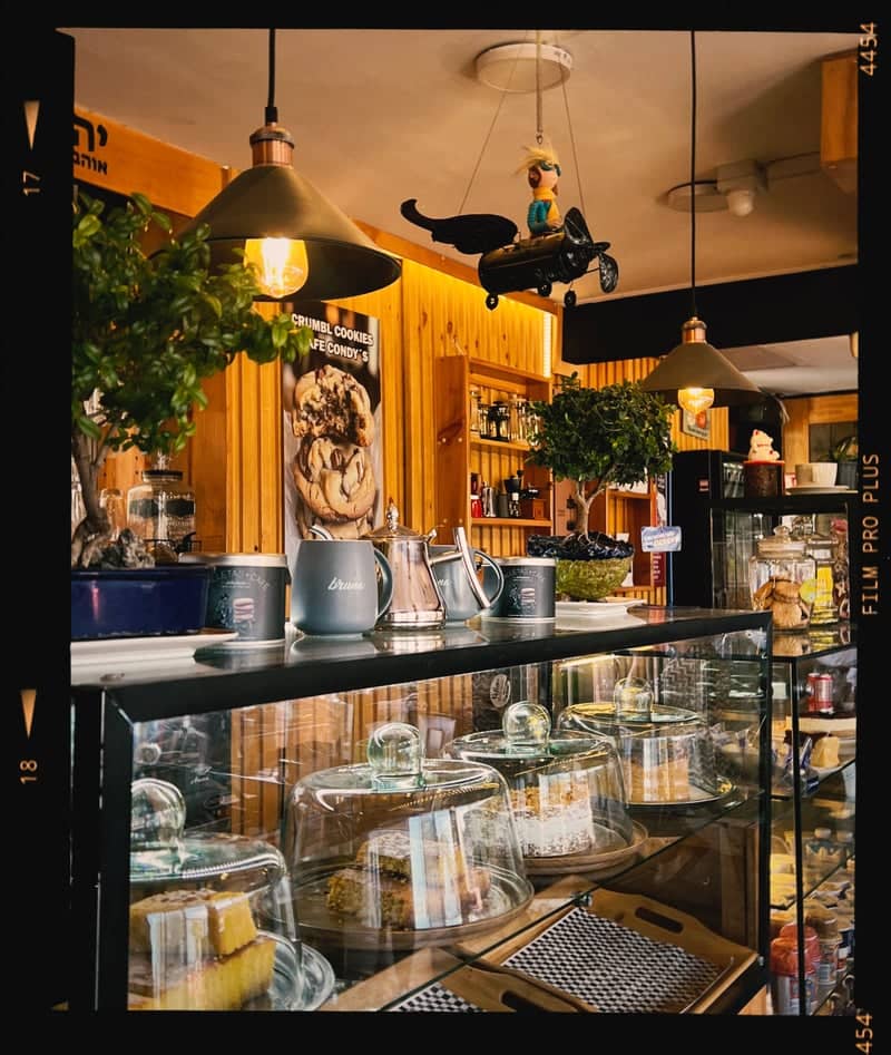 Cafe Condy's Cota - Image 1