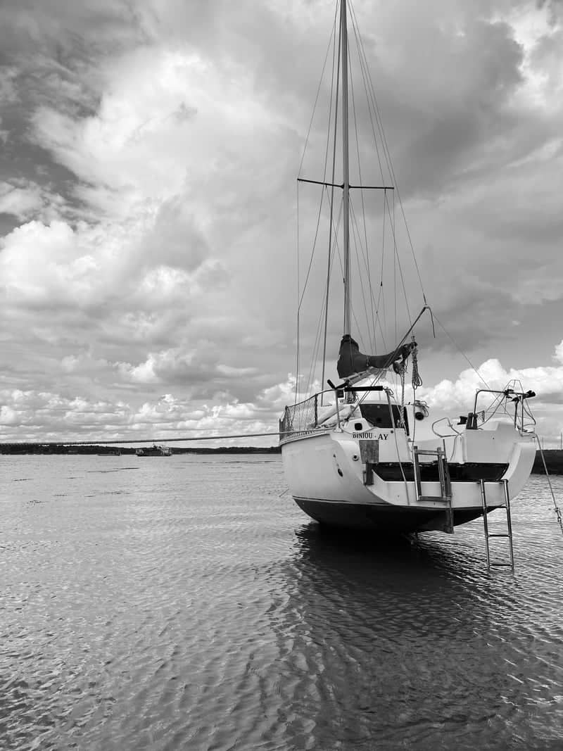 Port Fetan, Locmariaquer - Image 1