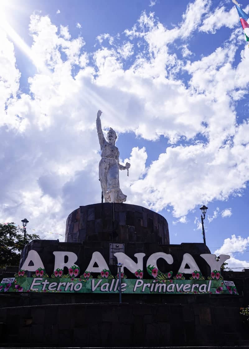 Monumento a Micaela Bastidas, Abancay - Image 1