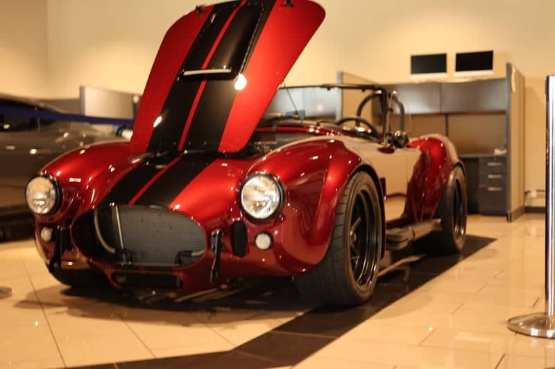 Friendly Ford Showroom - Image 1