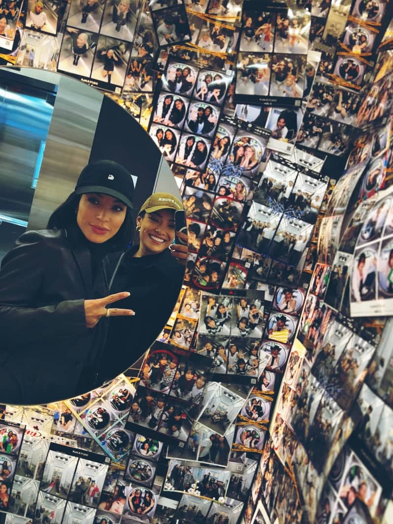 Hongdae Photo Booth Studio - Image 1