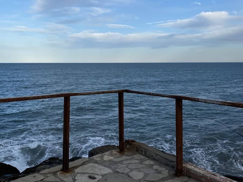 Playa Chica Coastal Overlook - Image 1