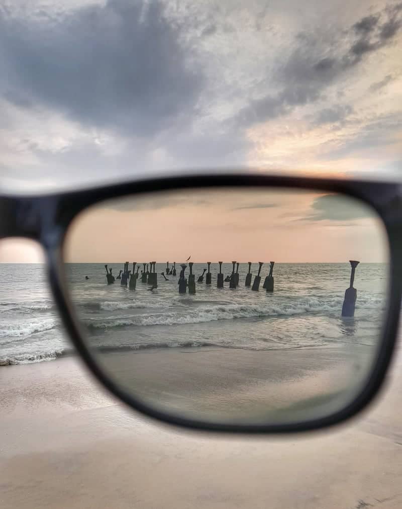 Kozhikode Beach Old Pier - Image 1