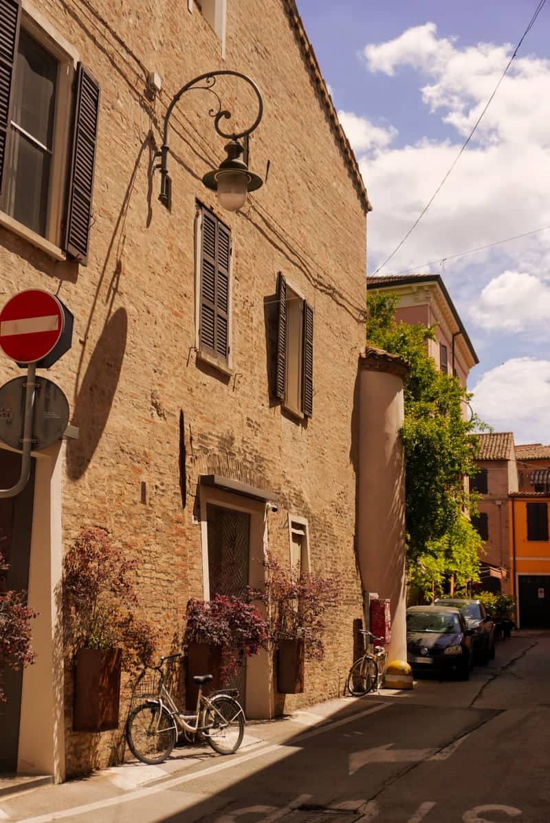 Historic Ravenna Street Scene - Image 1