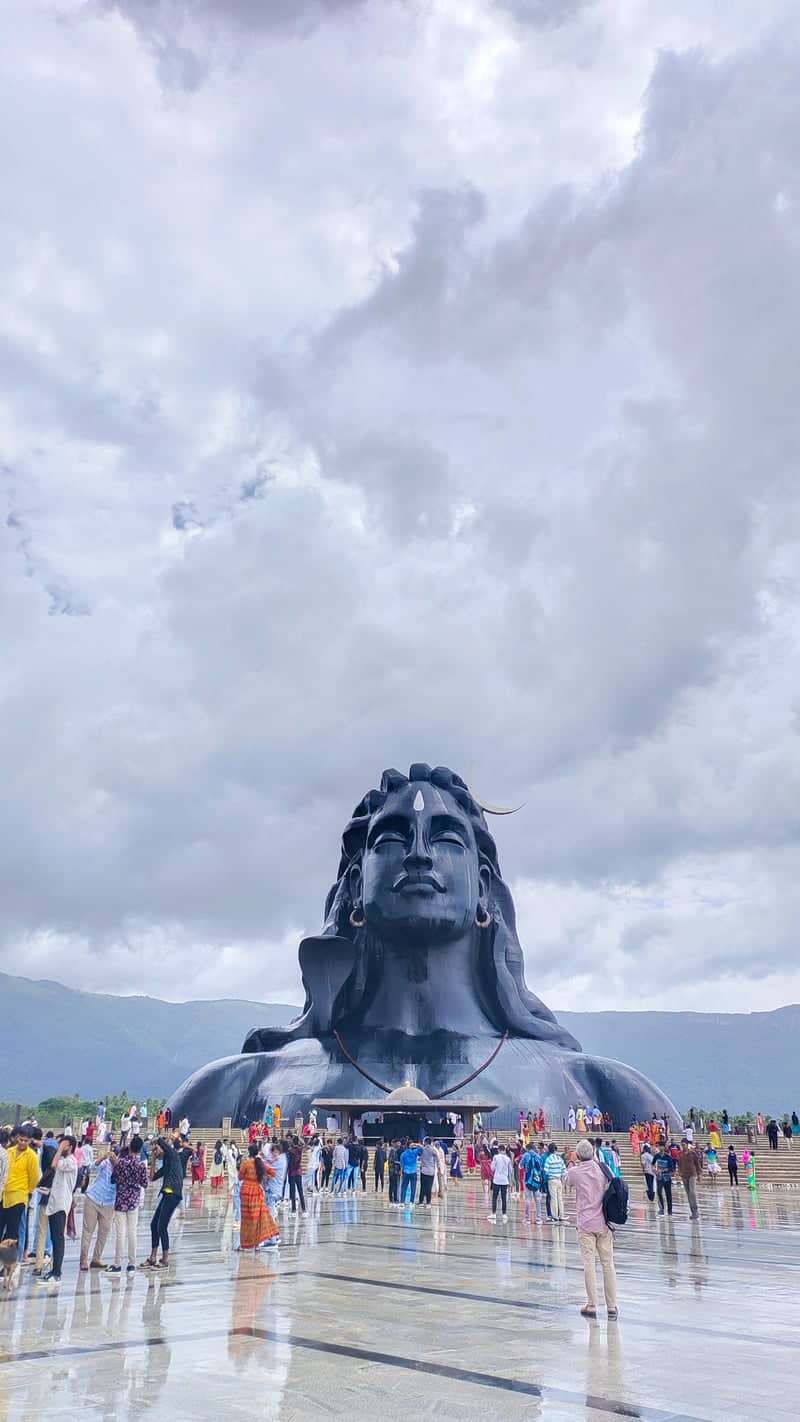 Adiyogi Statue - Image 1
