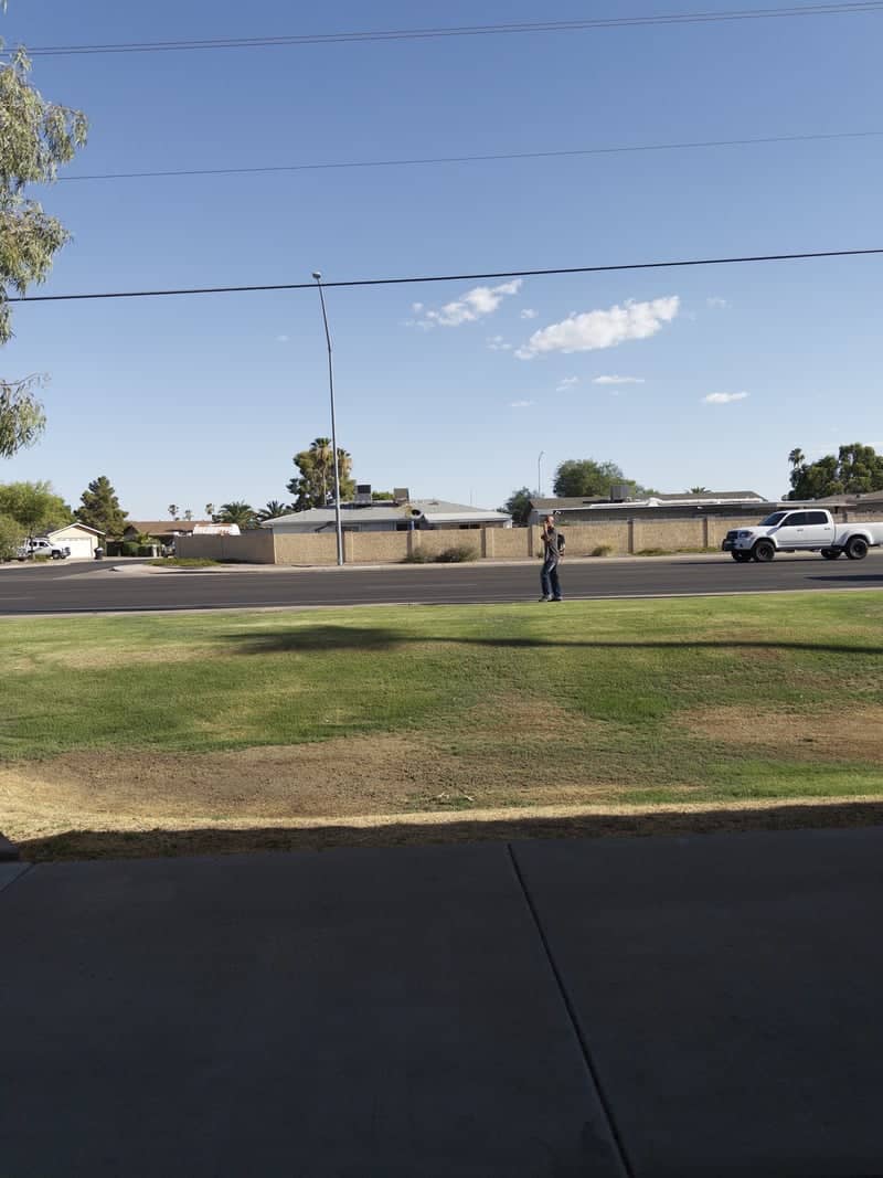 Mesa Suburban Roadside - Image 1