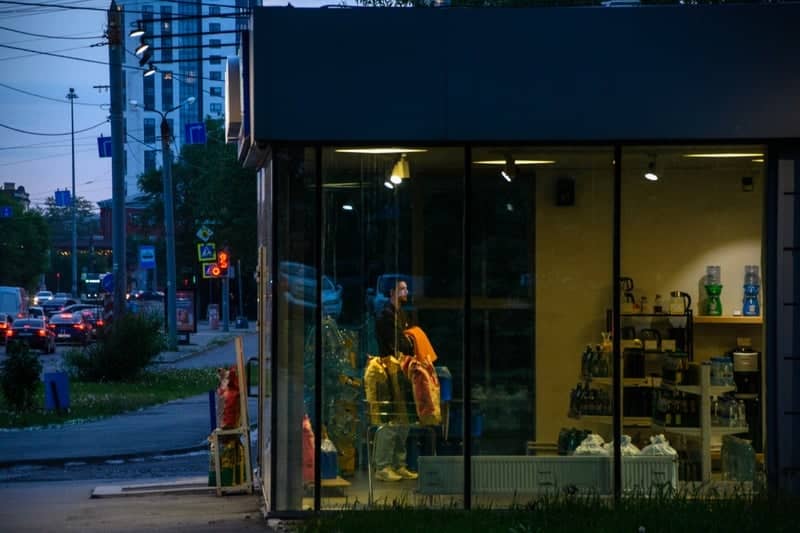 Truda Street Glass Pavilion - Image 1