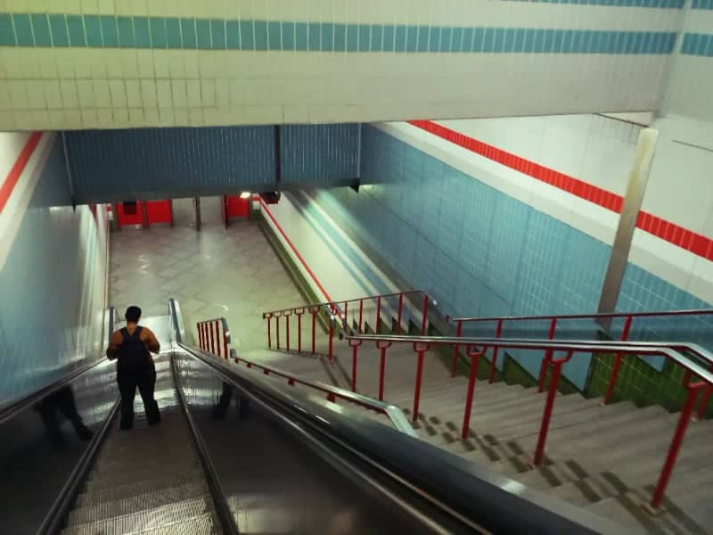 Safaa Hegazy Metro Station - Image 1