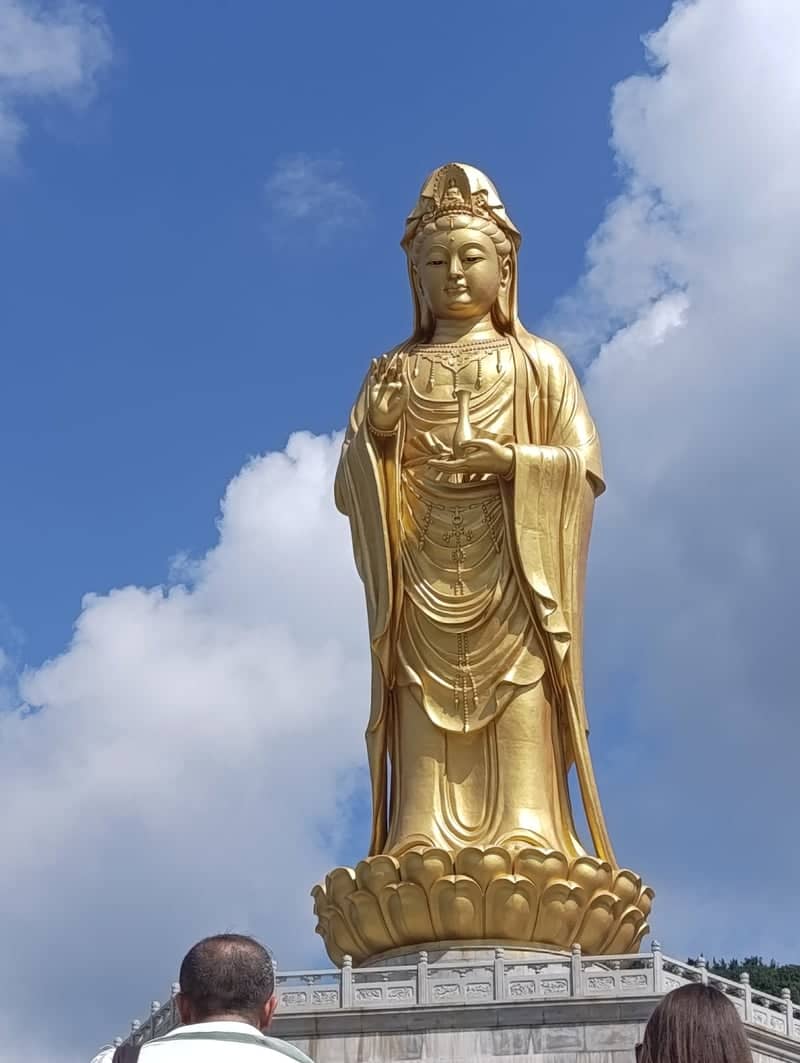 Guanyin Statue at Lushun World Peace Park - Image 1