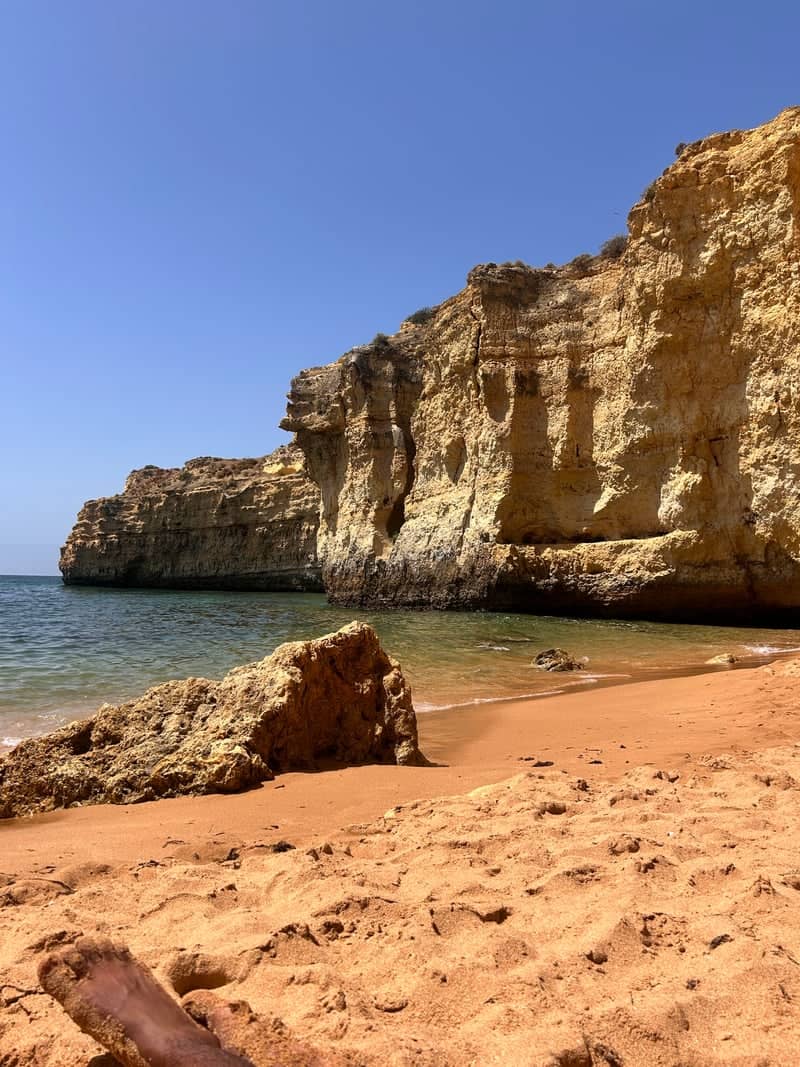 Praia da Coelha - Image 1