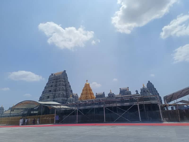 Sri Raja Rajeshwara Swamy Temple, Korutla - Image 1
