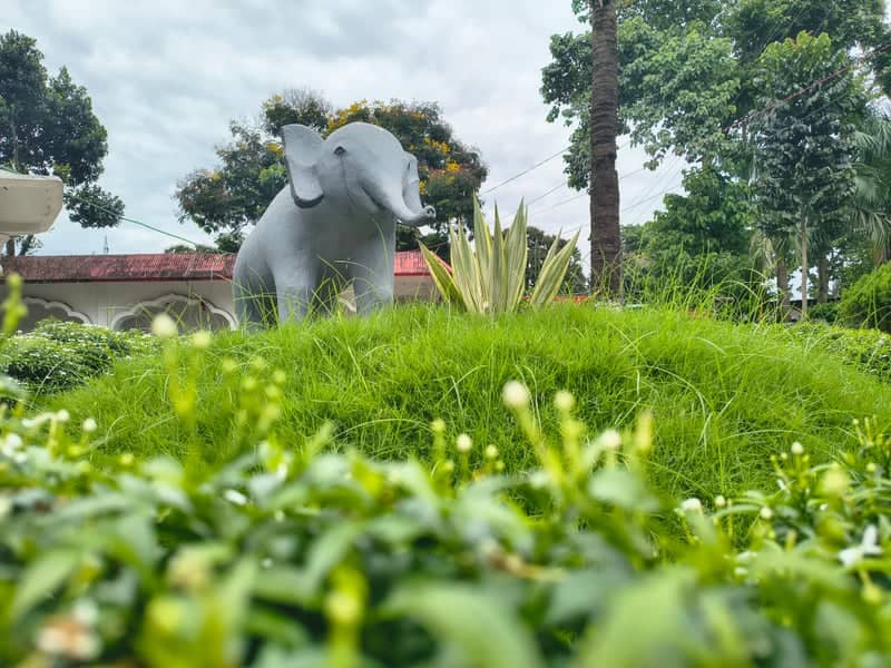 Lokhnath Temple Garden - Image 1
