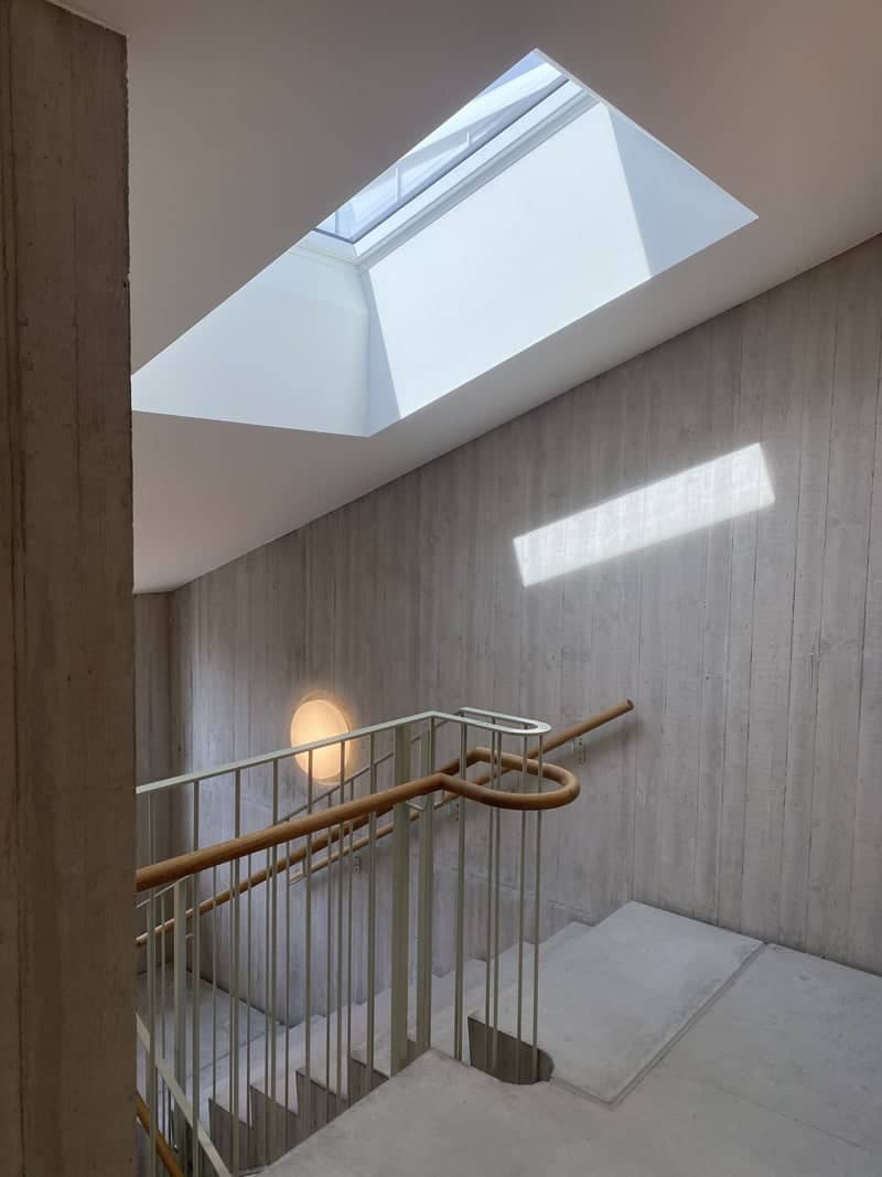 Modern Concrete Stairwell in Meilen - Image 1