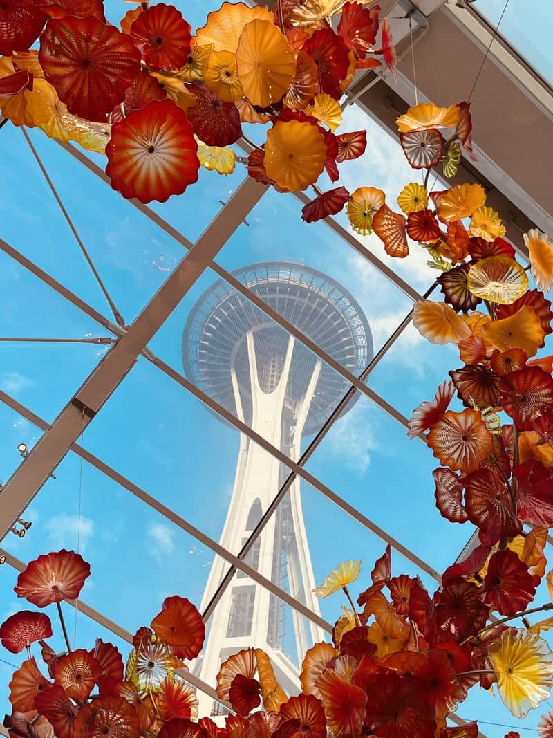 Chihuly Garden and Glass - Image 1