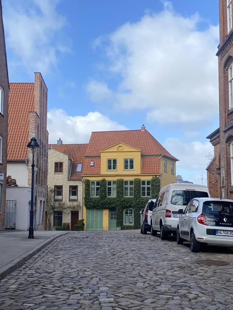 Lübeck Old Town - Hinter der Burg - Image 1