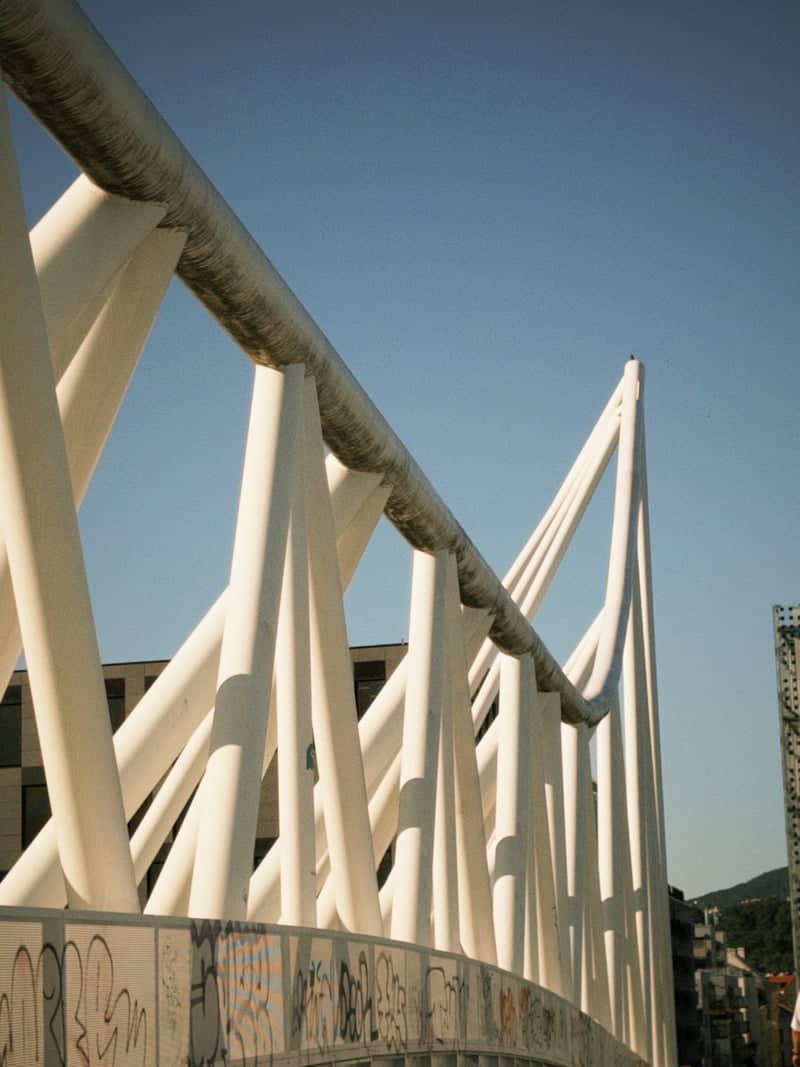 Vulkan Pedestrian Bridge - Image 1