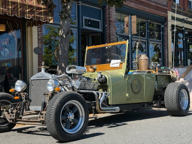 Downtown Grants Pass - Image 4