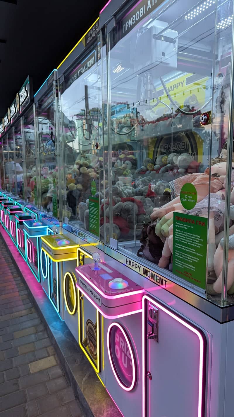 Arcadia Arcade Row - Image 1