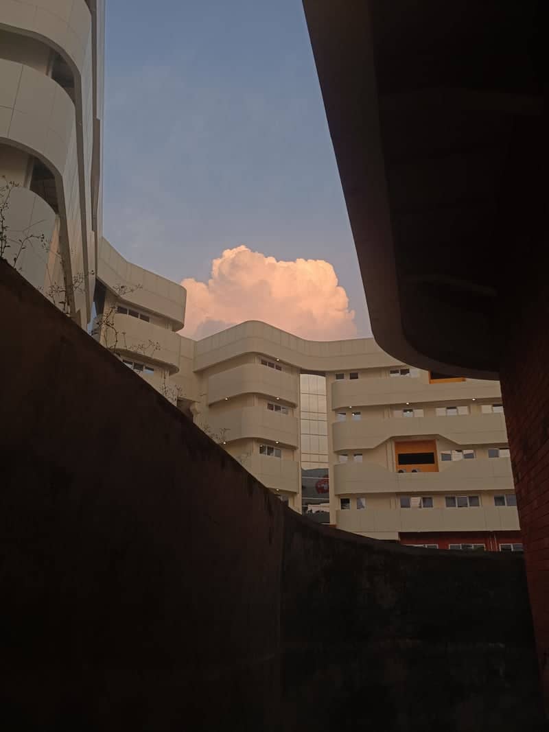 Modern Curved Architecture, Jambi City - Image 1