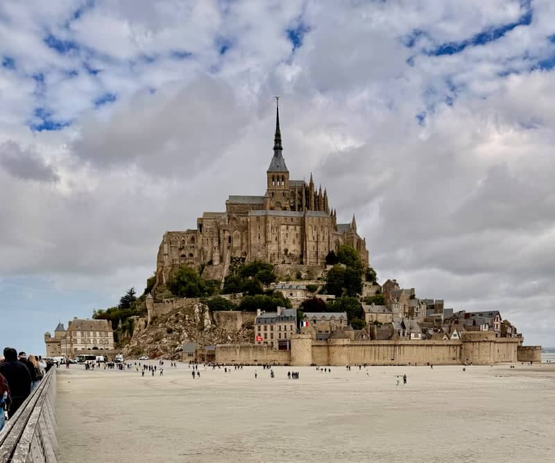 Le Mont-Saint-Michel - Image 1
