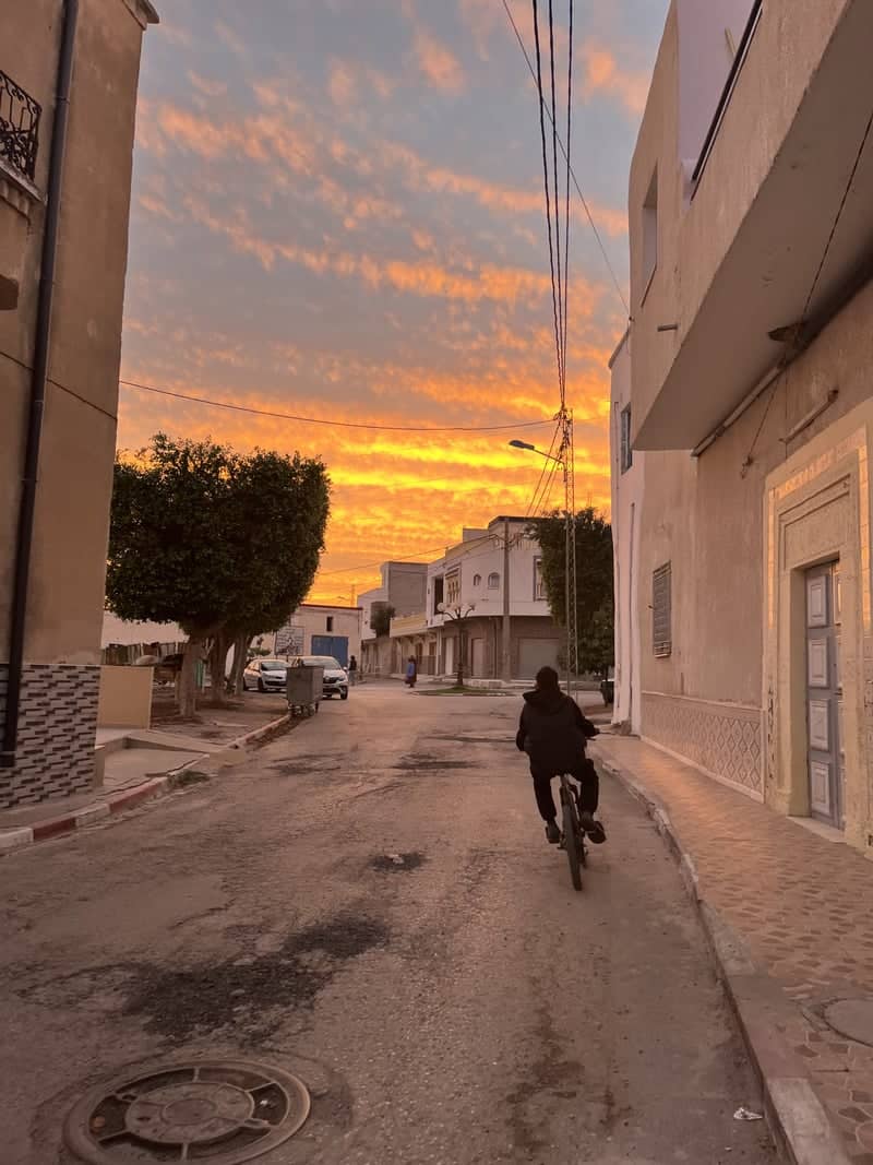 Ksibet el-Médiouni Street Sunset - Image 1