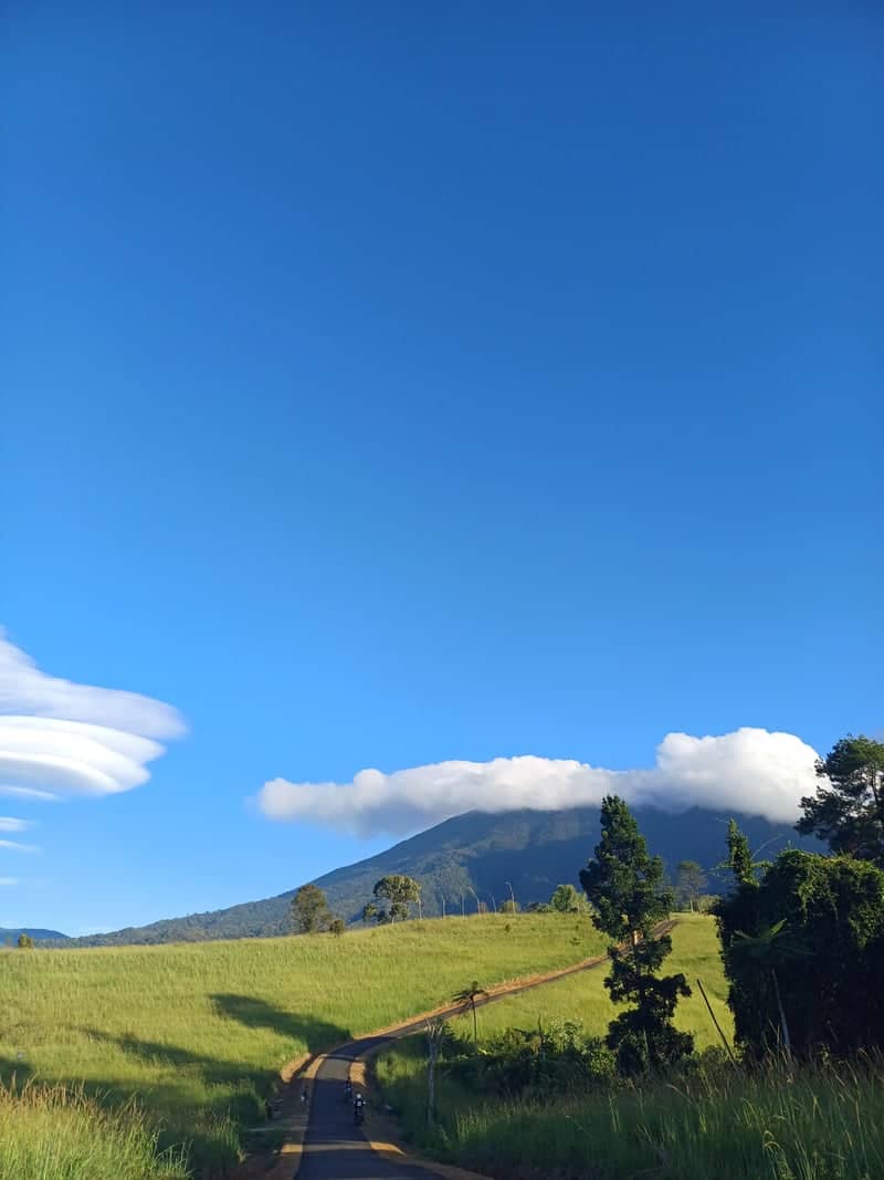 Mount Salak Viewpoint, Cijeruk - Image 1