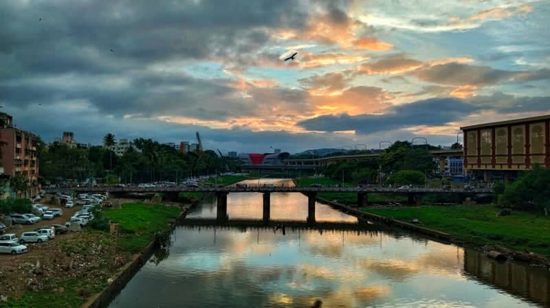 Mutha River Sunset View - Image 1