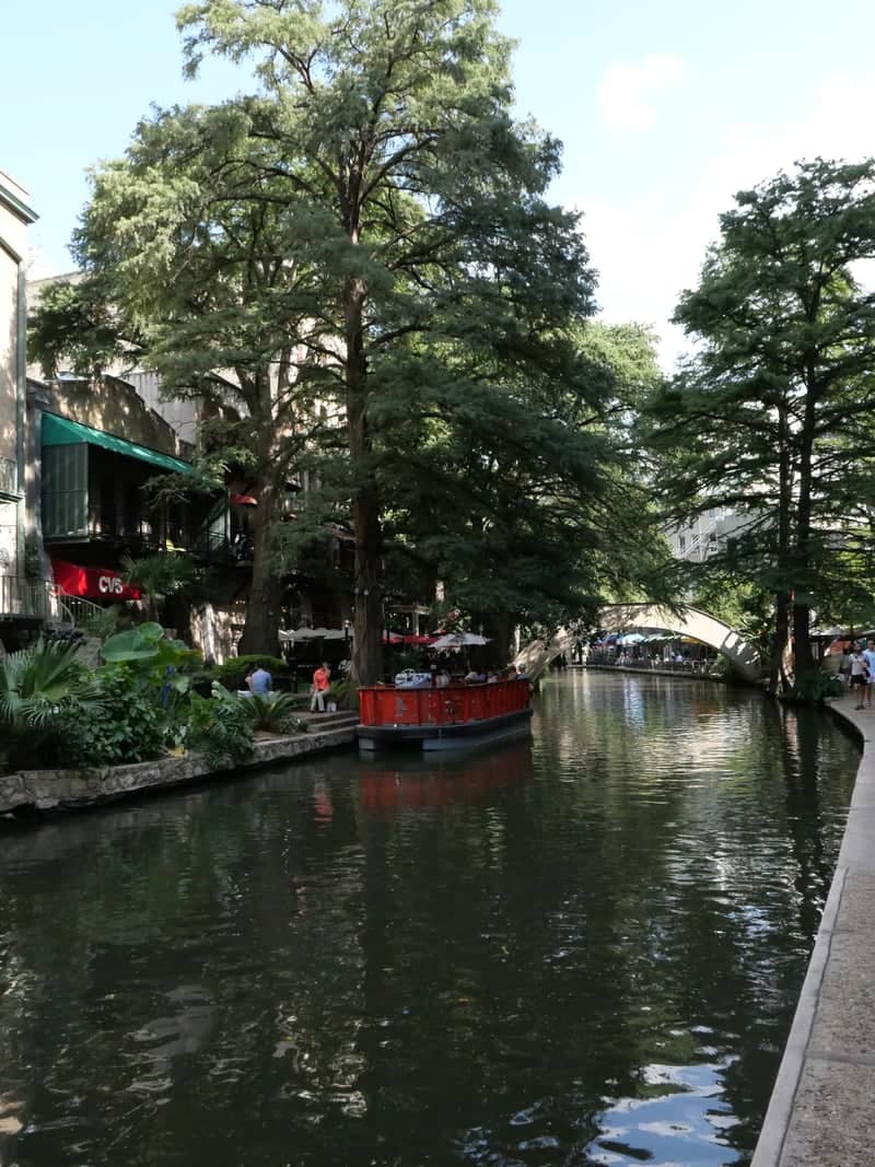 San Antonio River Walk - Image 1