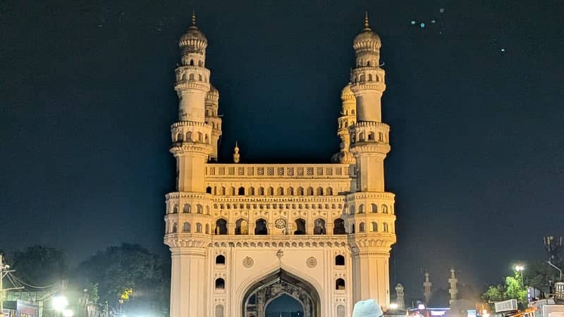 Charminar - Image 1