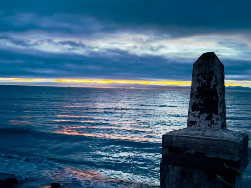 Strait of Juan de Fuca Waterfront - Image 1