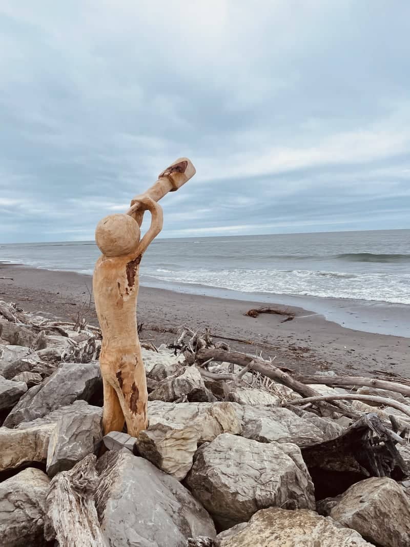 Hokitika Beach Driftwood Art - Image 1