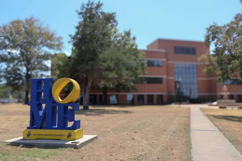 Southern Arkansas University Campus - Image 1