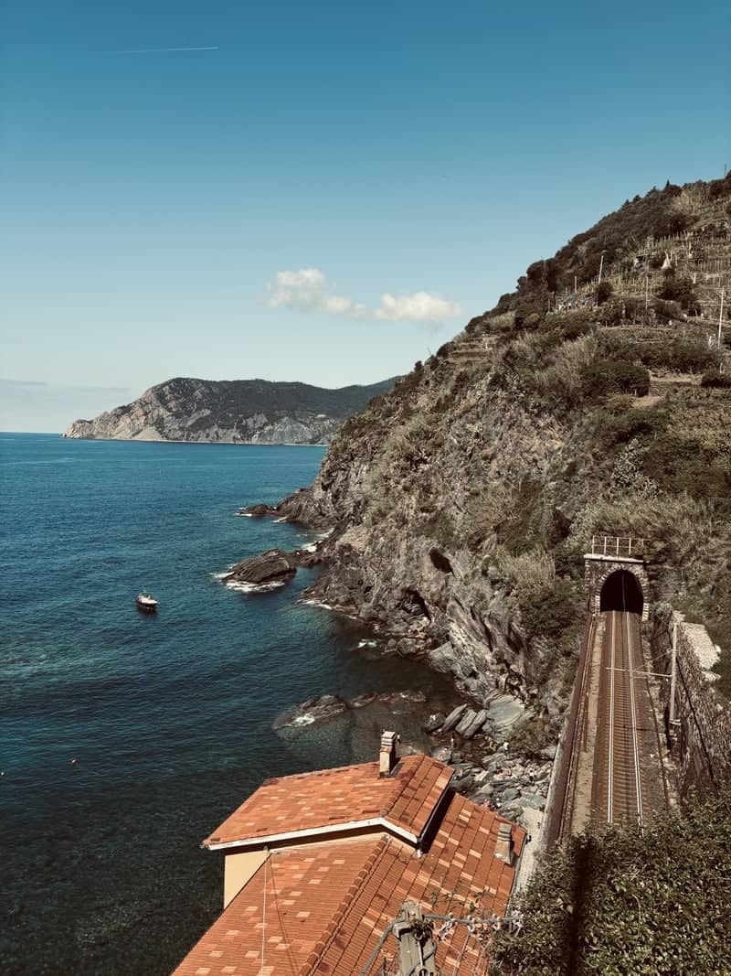 Vernazza Coastal Railway Overlook - Image 1