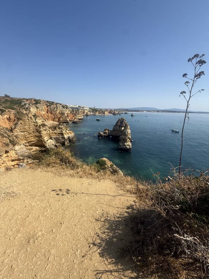 Praia de Dona Ana Cliffs - Image 1