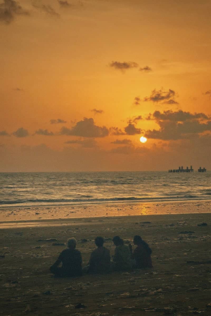 Juhu Beach - Image 1