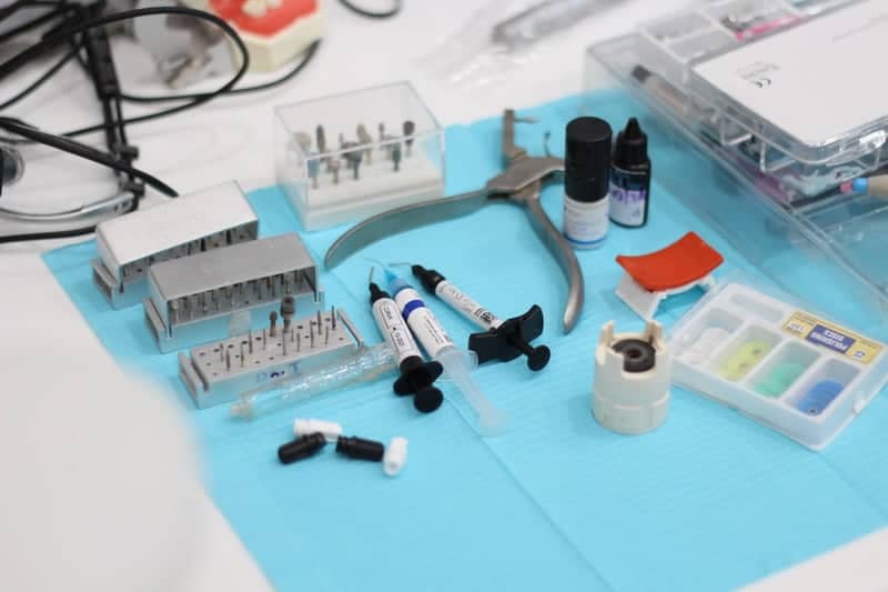 Dental Clinic Workspace - Image 1