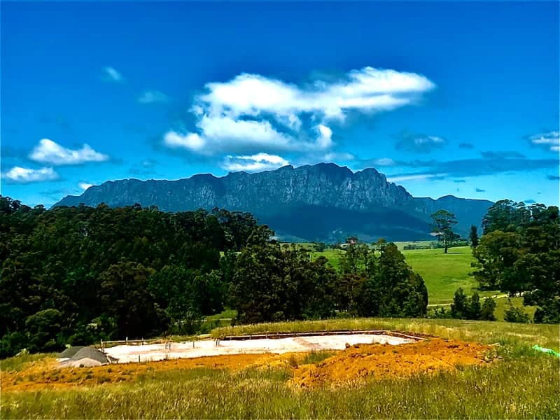 Cradle Mountain Viewpoint - Image 1