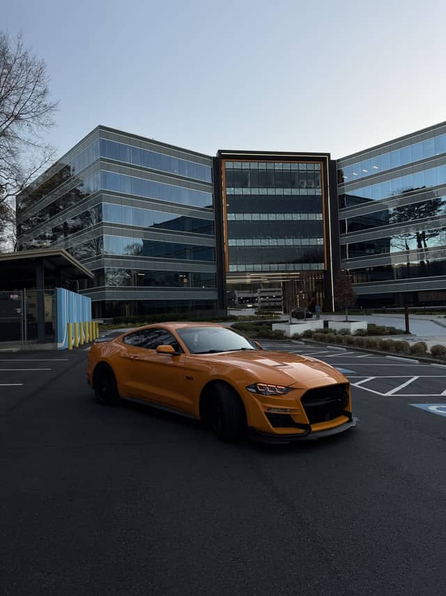 Sandy Springs Corporate Plaza - Image 1